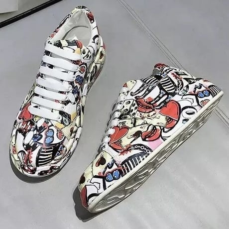 グラフィック スニーカー 3色展開