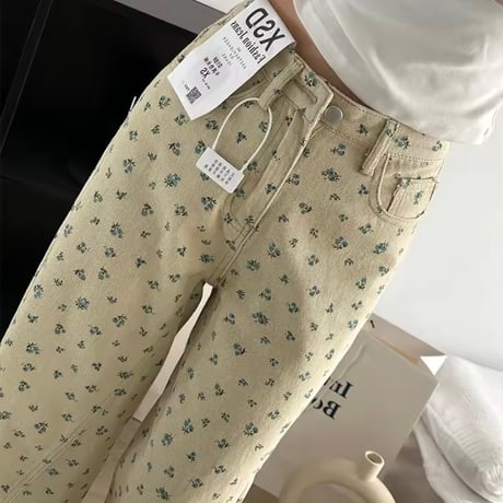 フラワーベージュデニムパンツ