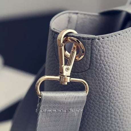 カラフルストラップ バケットバッグ 2色展開