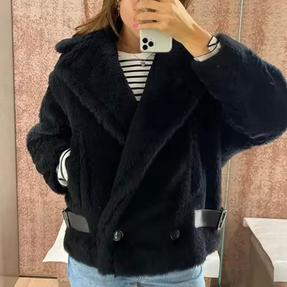 6761562e53ff9f04bd217f04