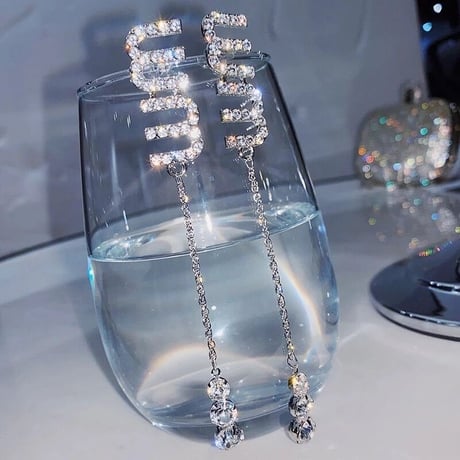 シルバーストーン ロゴピアス