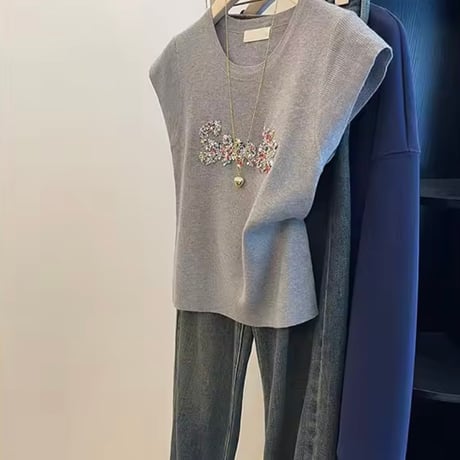 カラフルビジューノースリーブトップス