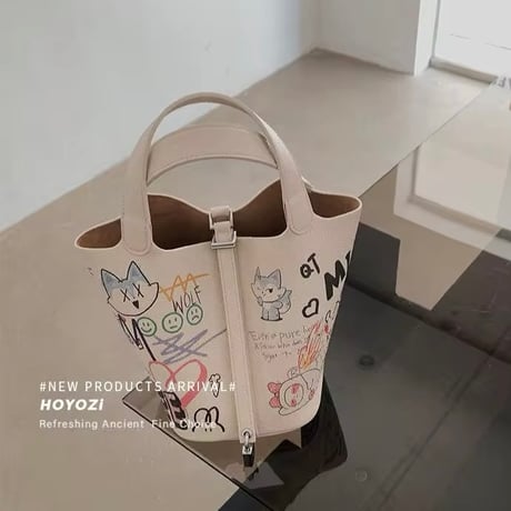カラフルバケットバッグ