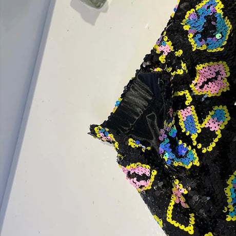 リップスパンコール ペンシルスカート 2色展開