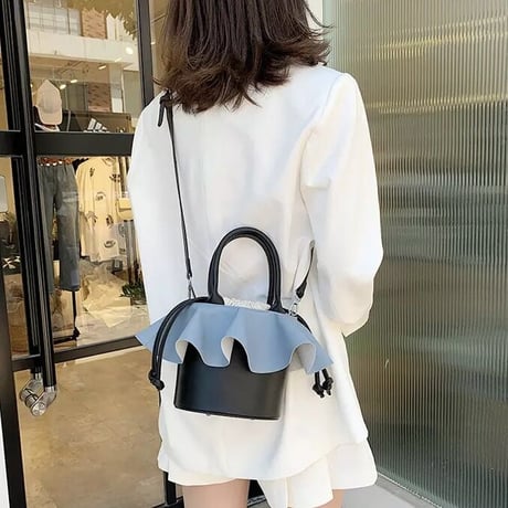 フリルレザー バケットバッグ 3色展開