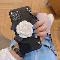 ホワイトフラワー ロングチェーンiPhoneケース