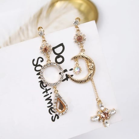 サークル&ムーン クリスタルピアス