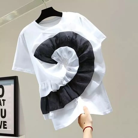 ハーフサークル モノトーンフリルTシャツ 2色展開