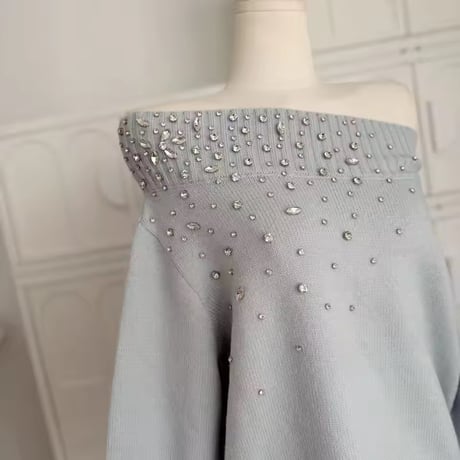 ビジューオフショルニット 2色展開