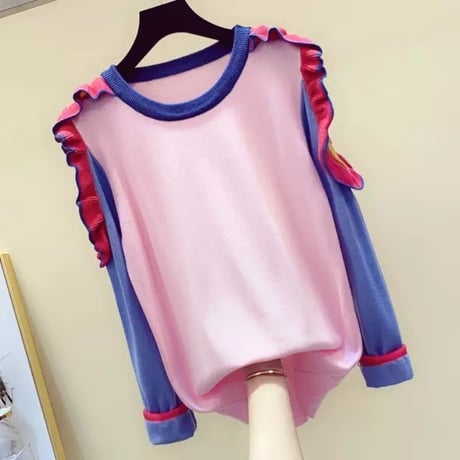ショルダーオープン フリルピンクニット