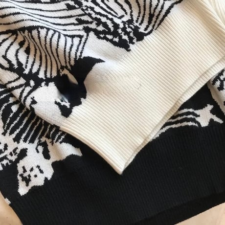 モダンスタイル ノースリーブニット 2色展開