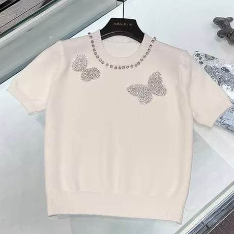 ビジューバタフライ ニットトップス 2色展開