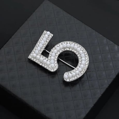 【Gold即納】ファイブモチーフ ブローチ 2色展開