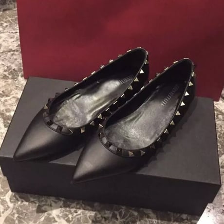 ブラックスタッズ フラットパンプス