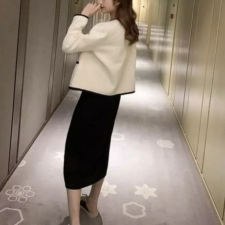 ブラックパイピング ゴールドボタンジャケット