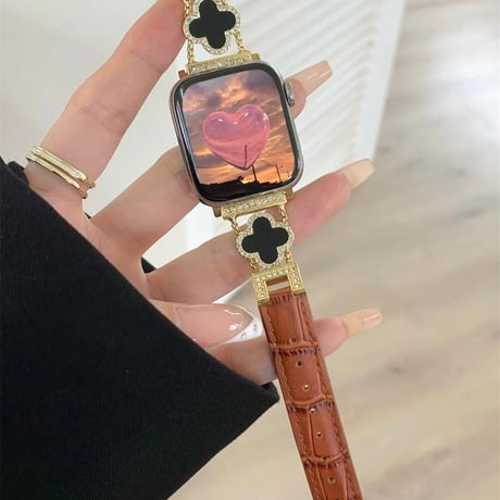 Appleウォッチ クローバーレザーベルト 8色展開