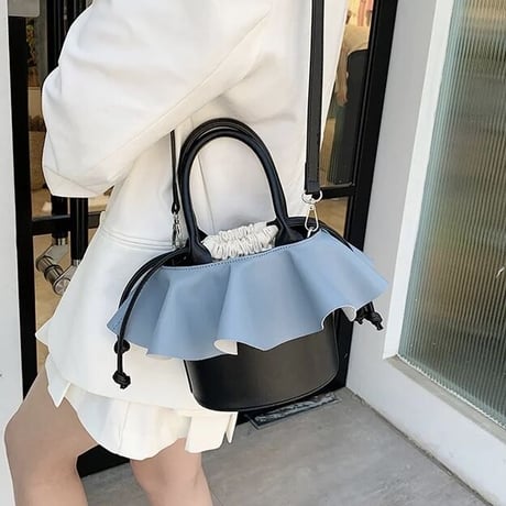 フリルレザー バケットバッグ 3色展開