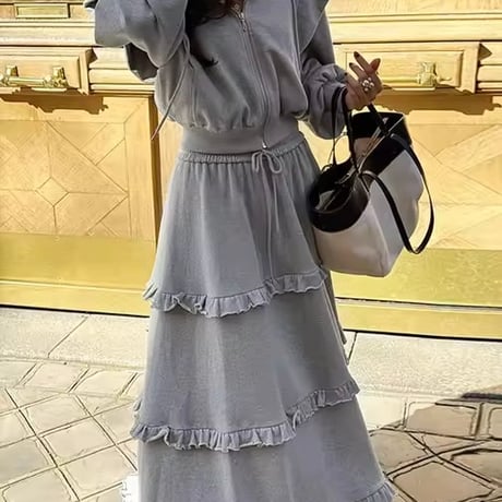 フリルスウェットセットアップ 2色展開