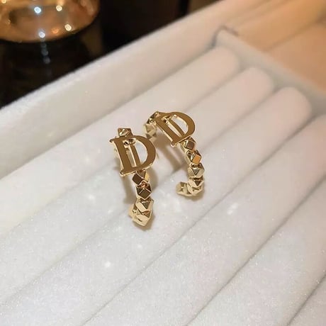 ゴールドモチーフ フープピアス