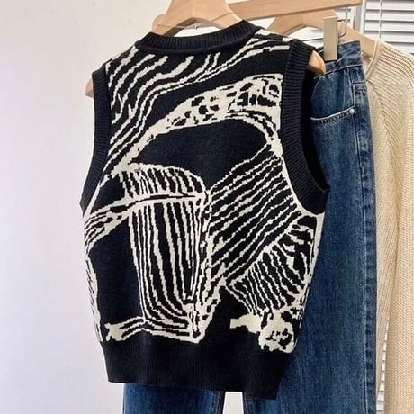 モダンスタイル ノースリーブニット 2色展開