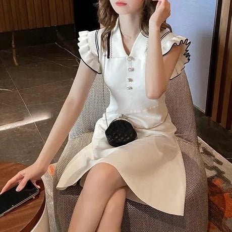 ラインフリル カラーニットワンピース 2色展開