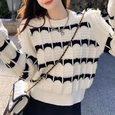 モノトーン フリンジニット