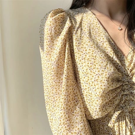 パフスリーブ フェミニンプリーツワンピース 3色展開
