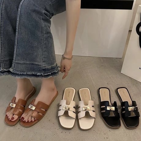 ゴールドバックル レザーフラットサンダル 3色展開