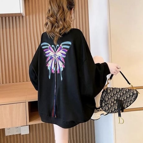 バタフライステッチ オーバースウェット 2色展開
