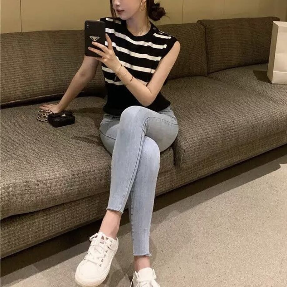 62c55b584ff8c26a998bf670