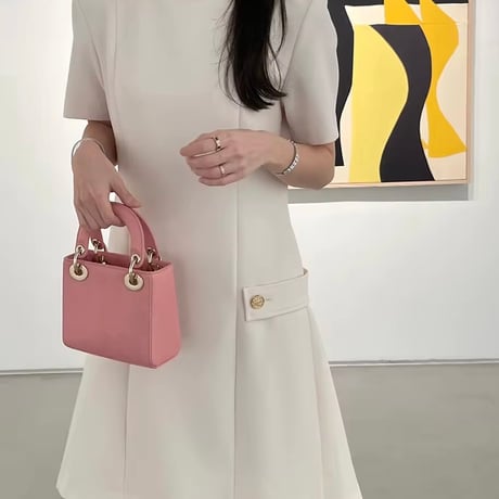 サイドプリーツタックワンピース 2色展開