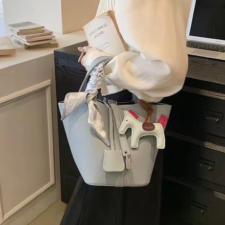 ホーススカーフレザーバッグ 5色展開