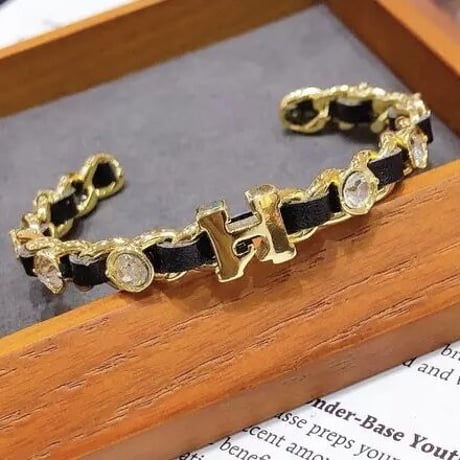 ゴールドモチーフ ブレスレット 3種展開