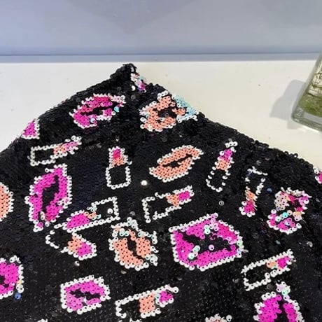 リップスパンコール ペンシルスカート 2色展開