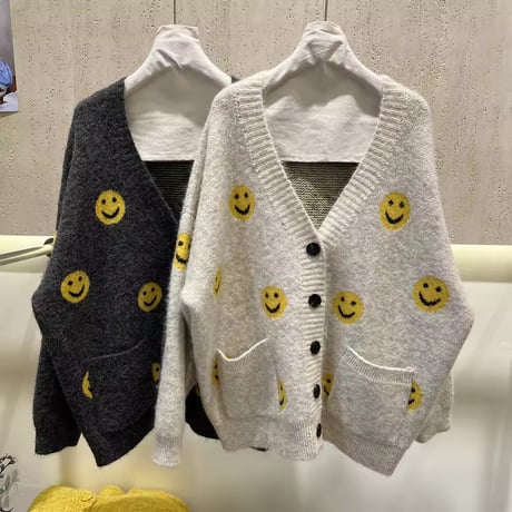 スマイリーニットカーディガン 2色展開