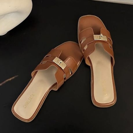 ゴールドバックル レザーフラットサンダル 3色展開