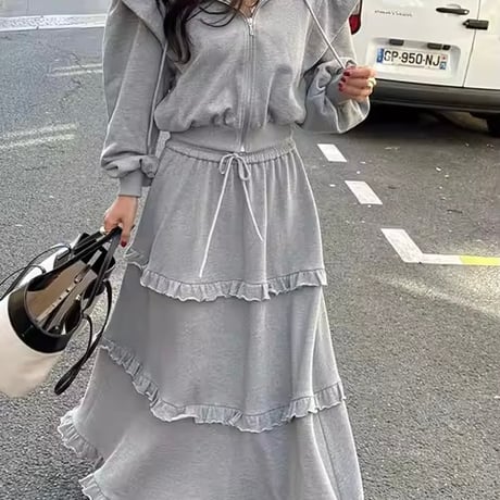 フリルスウェットセットアップ 2色展開