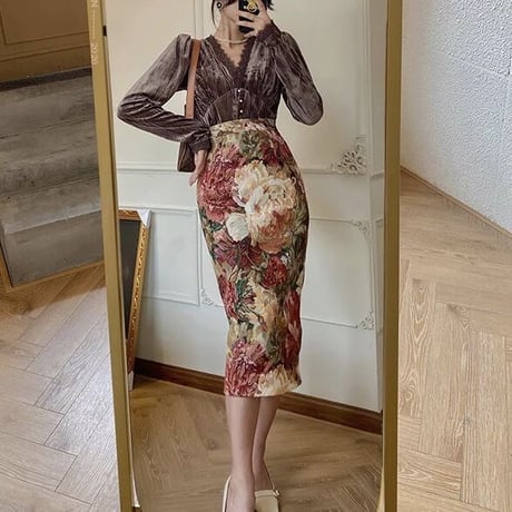シックフラワー ペンシルスカート 2色展開