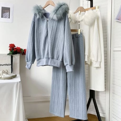 ファーフード ケーブルニットセットアップ 2色展開