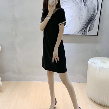 パールビジュー シックワンピース 2色展開