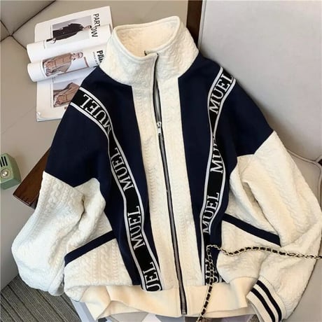 ロゴライン バイカラーセットアップ