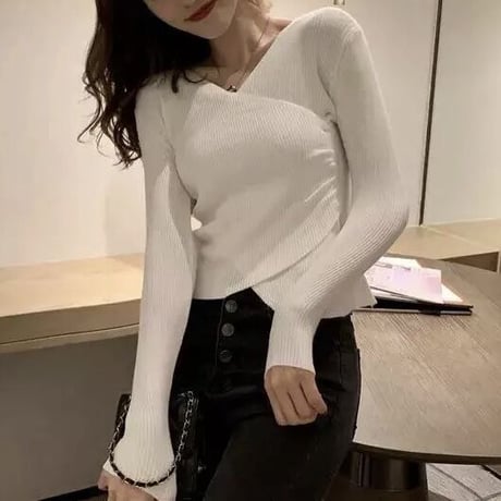 バストクロス Vネックニット 4色展開