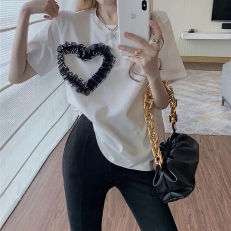 ハートレース Tシャツ