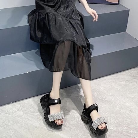 クリスタルフリルバンド ハイソールサンダル 2色展開