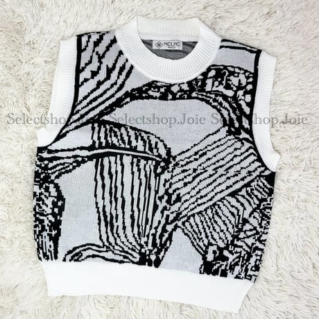 モダンスタイル ノースリーブニット 2色展開