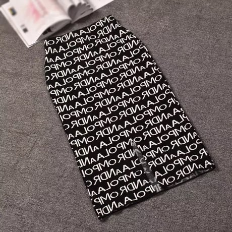 スリットロゴニットスカート 2色展開