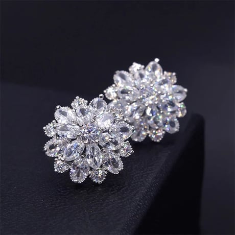 ジルコニアクリスタル フラワーピアス