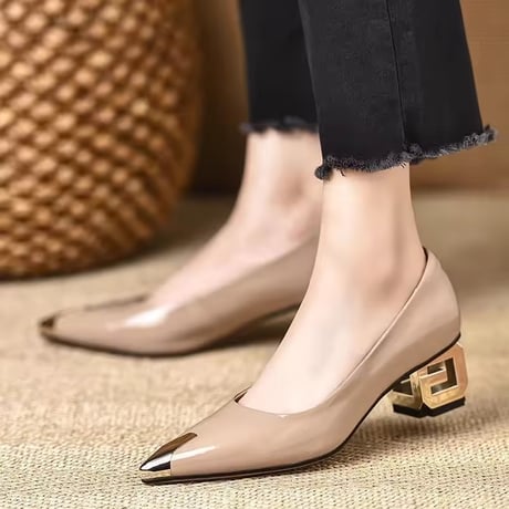 ポイントゴールドパンプス 2色展開