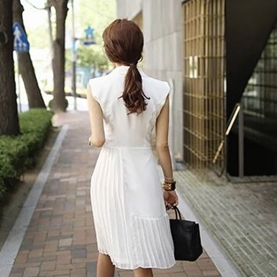 60fab30956e0f1371eb7b395