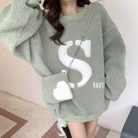 アルファベット ポーチ付きニット 2色展開